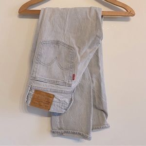 LEVIS WEDGIE STRAIGHT JEANS